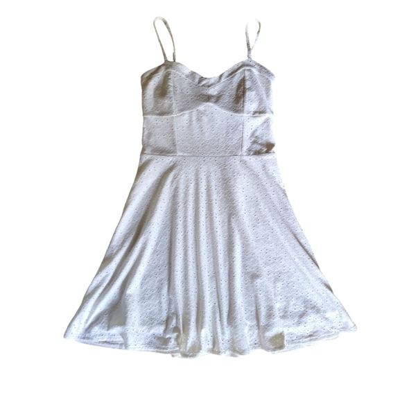 Aeropostale Dresses & Skirts - Aeropostale Eyelet Dress